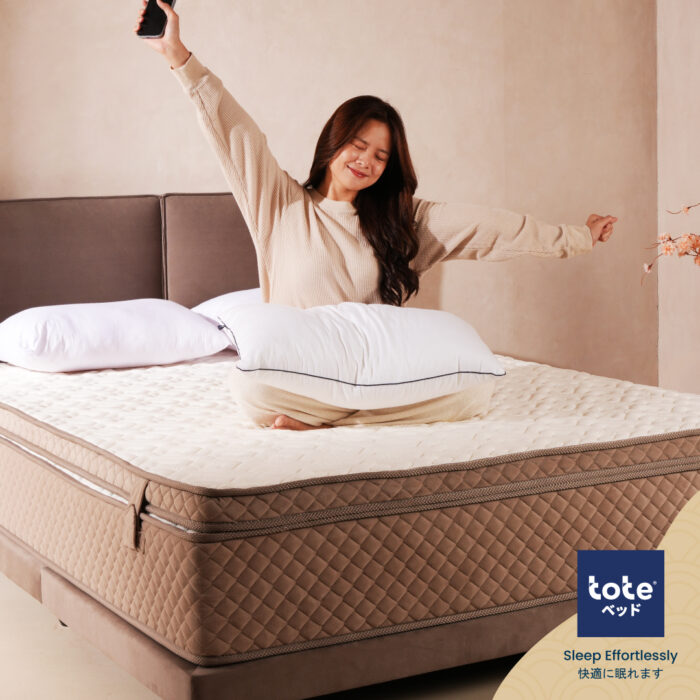 Tote Kumo No Hane Pillow | Bantal Tidur Microfiber Goose Down Bulu Angsa Sintetik - Image 3